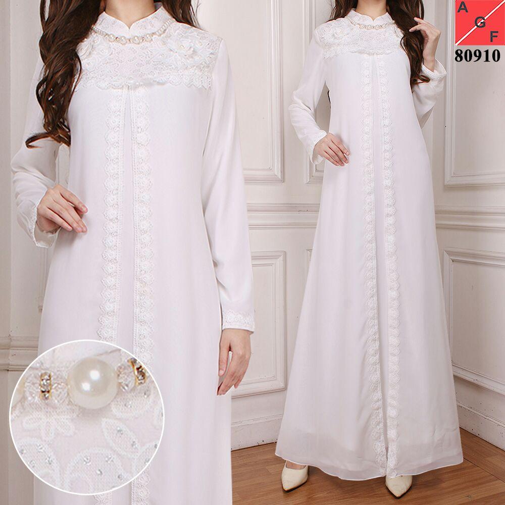 Gamis Putih Brokat Syari untuk Umrah Pesta