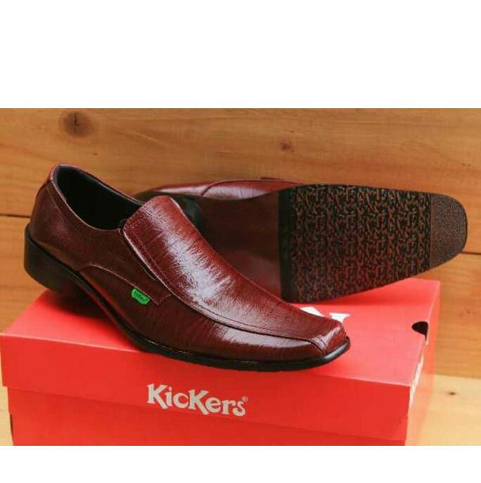 Sepatu pantofel kickers- pria murah