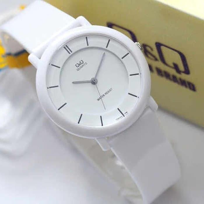 Jam tangan WANITA PUTIH Q&Q VQ94 QQ VQ-94 ORI BERGARANSI RUBBER STRAP Jam Tangan Wanita Murah Anti air original baby g terbaru branded yang lagi trend