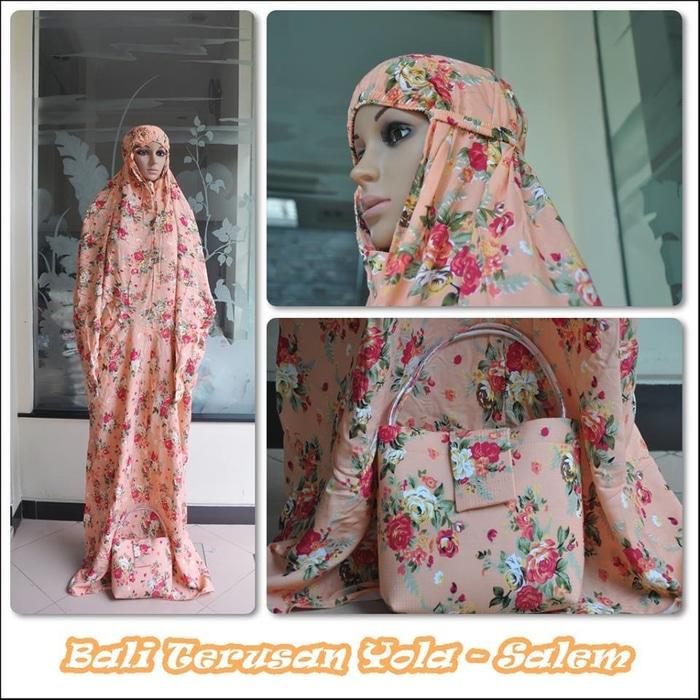 Auf Hammas Mukena mewah / Mukena dewasa / Mukena bali / Mukenah / Mukena katun jepang / Mukenah Wanita / Mukena Putih / Mukenah Murah / Mukenah Jumbo / Mukenah Remaja / Mukenah Dewasa Bali Terusan Bunga Yola Salem