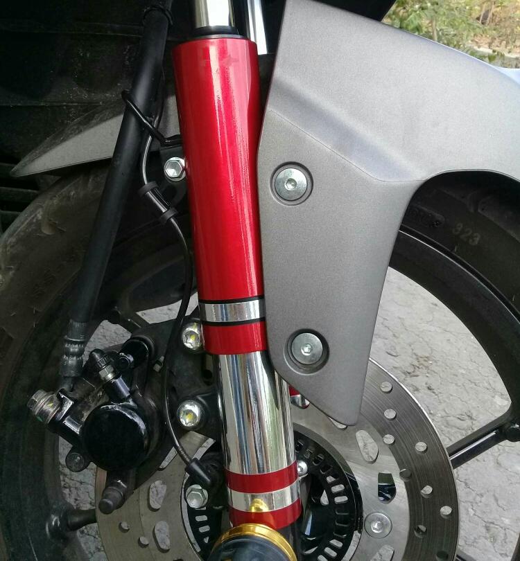 Cover Shock Nmax Merah