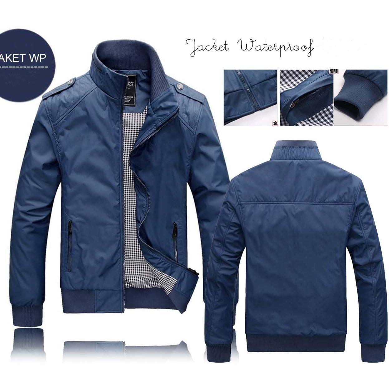 Jaket WR99 Waterproof Parasut Gunung Traveling Biru Navy Terbaru KEREN Cocok Buat Pria Maupun Wanita. Jaket Parasut Tahan Air, Tahan Angin DISTRO TERBARU. Jaket Bola Tersedia 6 Warna dan Logo All Club Bola PROMO
