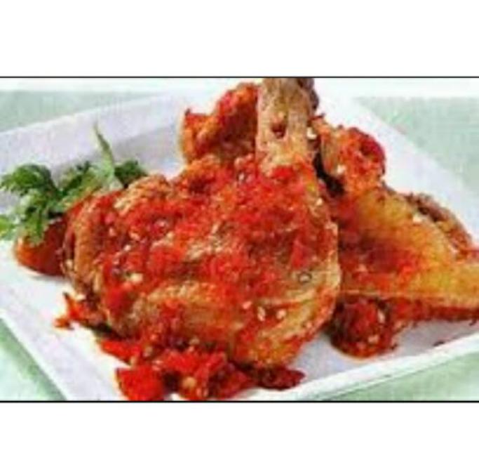 2 potong Ayam Goreng Balado Potong 4 GEDE