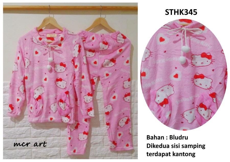 STHK345 - Baju Tidur Piyama Wanita Hello Kitty Bludru 2 Pocket Love Pink