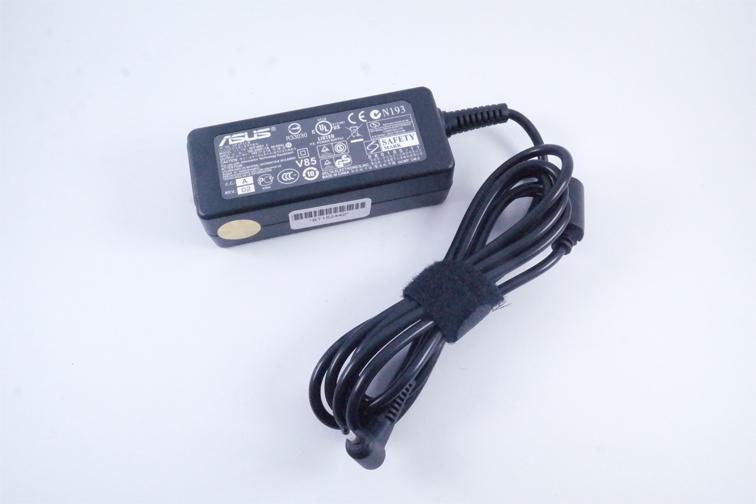 ASUS Ori Adaptor Charger Notebook Laptop Eee PC PC1005 1101HA 1000 Series 19V 2.1A (2.5*0.7)