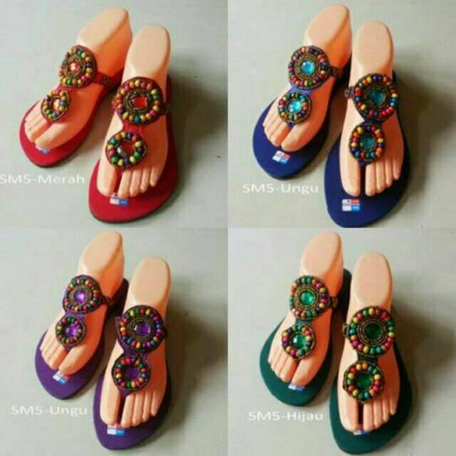 Sandal Etnik Bali