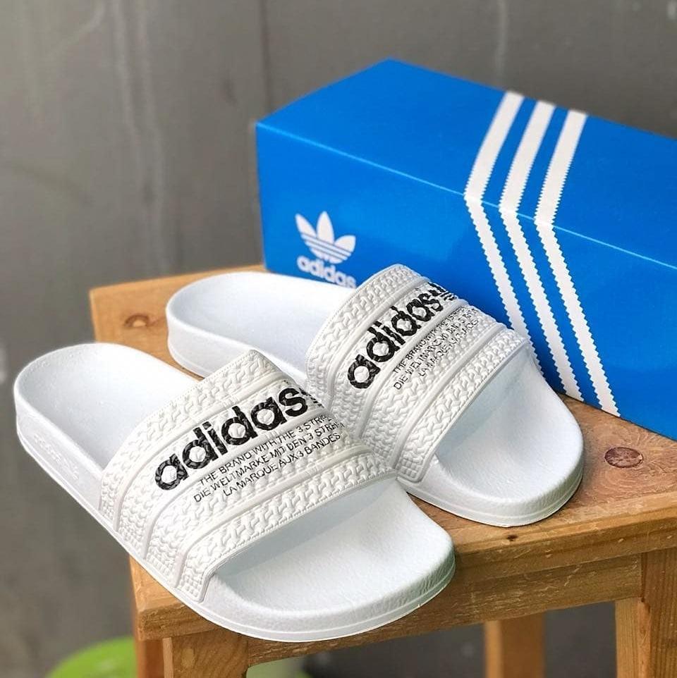 Sendal Adidas adilette