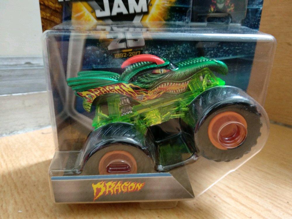 Dragon Edge Glow include Team Flag Hotwheels Monster Jam # Favorit Toys favorit_toys
