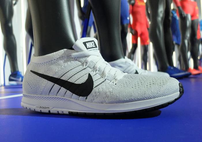 Sepatu NIKE Zoom Flyknit Streak 6 / sepatu gaya / sepatu murah / sepatu jogging / sepatu keren / sneaker / sepatu diskon / sepatu olahraga / sepatu lari / sepatu / sepatu ori / sepatu gaya / sepatu casual / sepatu futsal / sepatu hits