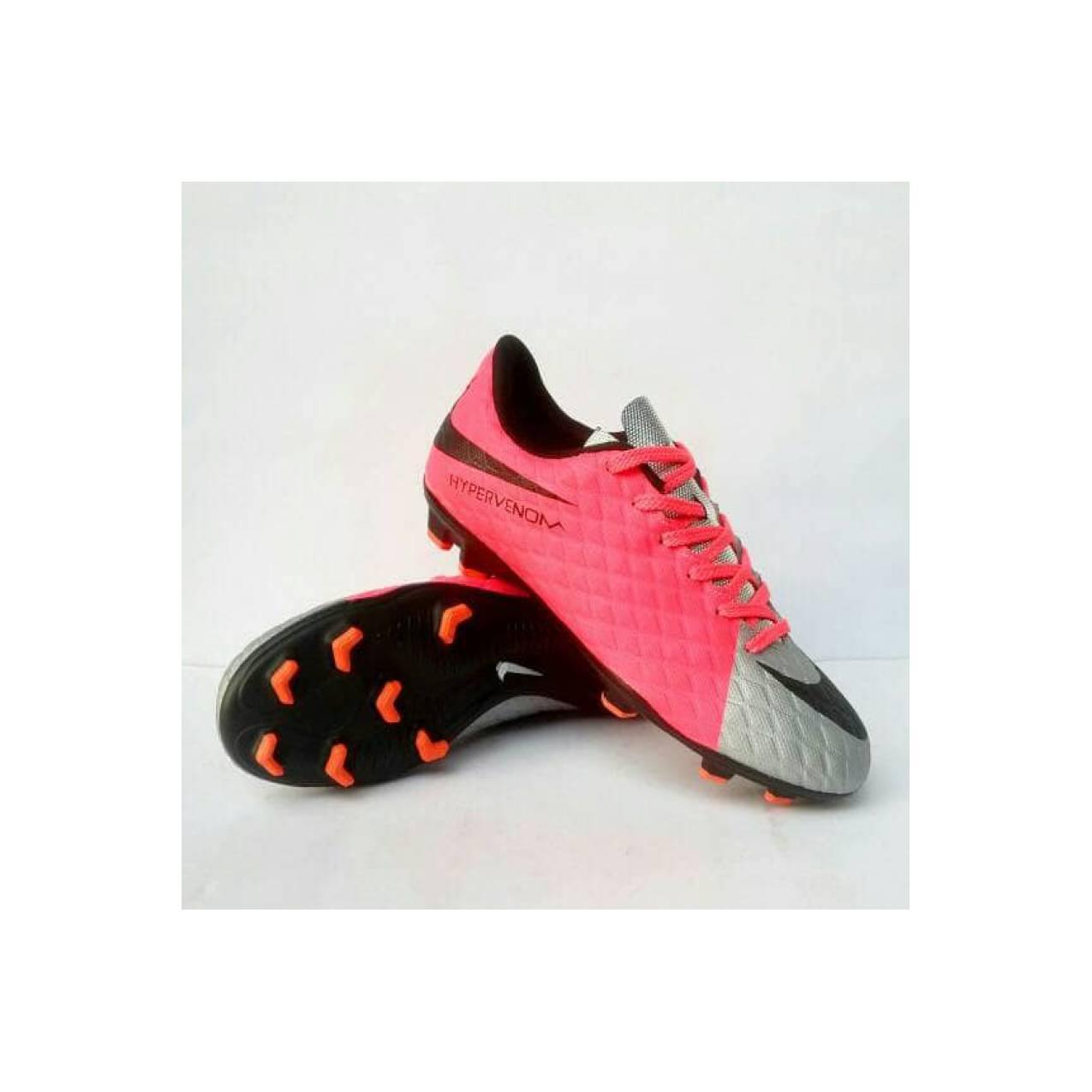 Sepatu Bola Nike Hypervenom Phantom / Olahraga / Sepak Bola & Futsal