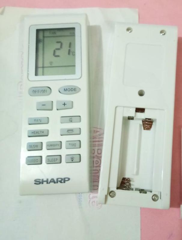 SHARP- REMOT AC-SEY-PUTIH