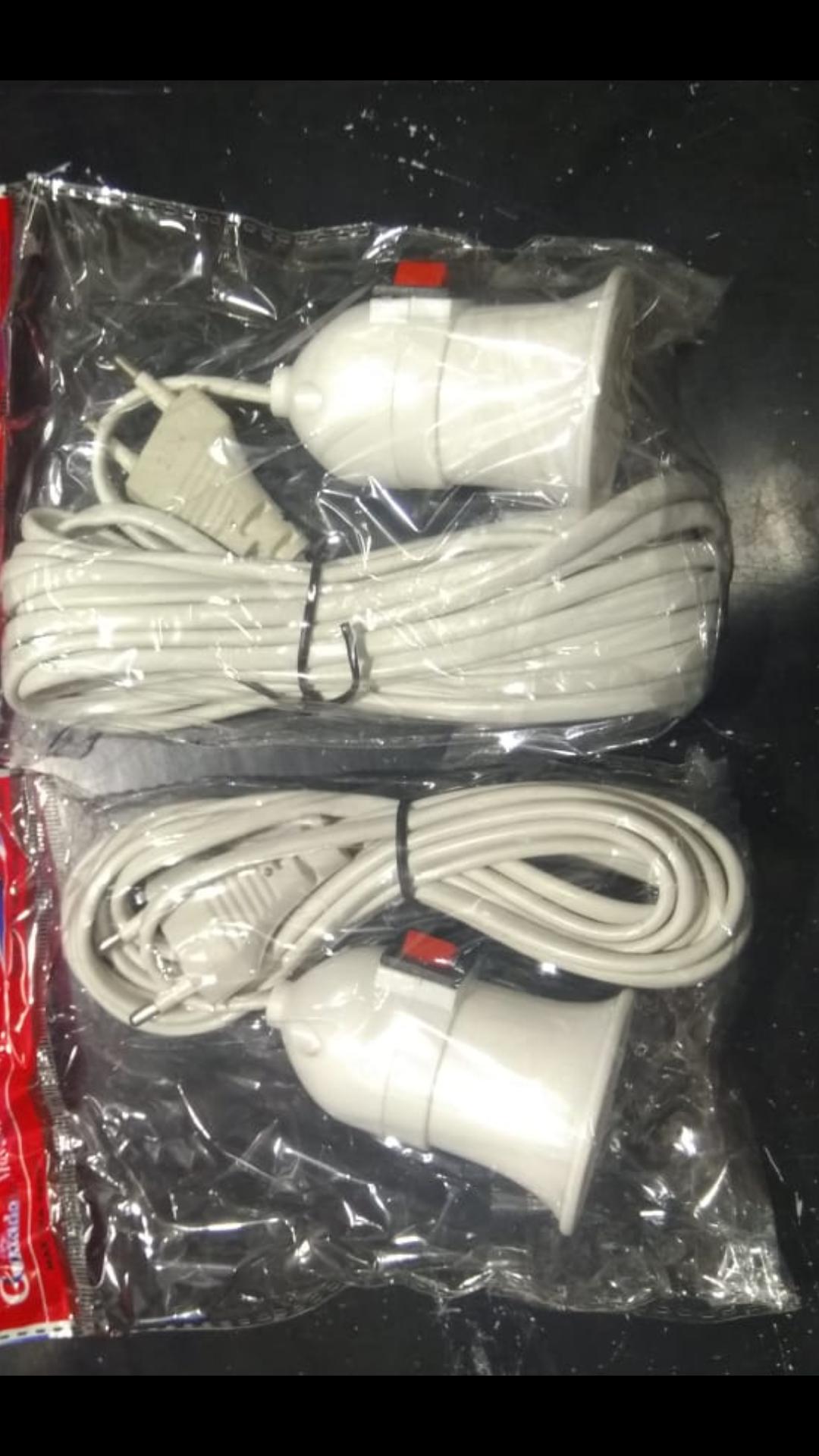 Colokan rumah lampu kabel cable PANJANG SAKLAR ORIGINAL lamp led bohlam sambungan LES ini sesuka suka anda jangan biarkan keluarga kesayangan anda ber jam jam memegangi lampu di saat anda membutuhkan penerangan darurat KAP