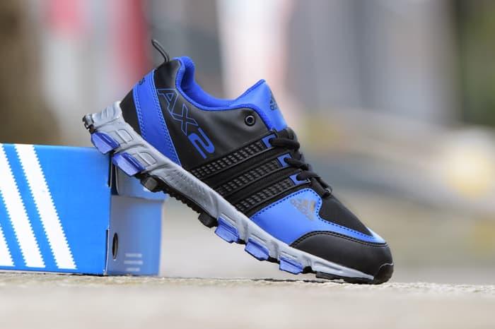 Sepatu Pria Murah / Sepatu Keren / Sepatu Pria Terlaris / Sepatu Pria Diskon / Sepatu Berkualitas / Sepatu Pria Limited / Sepatu Pria Premium / Model Sepatu Terbaru / Sepatu Santai / Sepatu Sport Adidas AX 2 High Quality Hitam Biru / olahraga outdoor pria