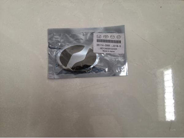 LOGO EMBLEM STEER TOYOTA YARIS VITZ JDM STYLE. VELLFIRE Giá 596,000 Đồng*Miễn phí vận chuyển