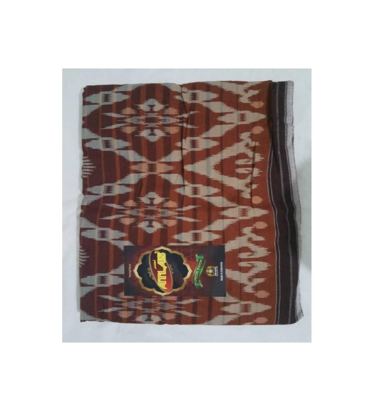 SARUNG ATLAS SPECIAL RAYON WARNA MARON