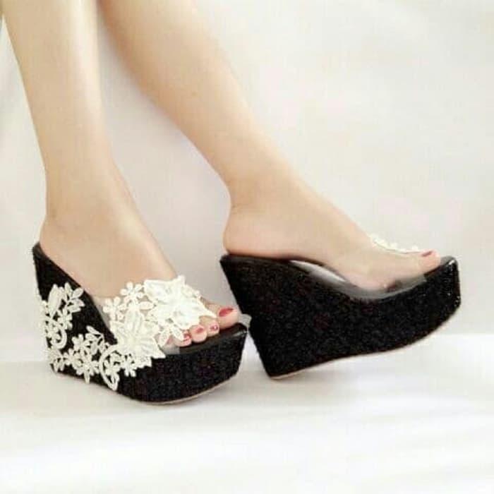Sandal Wedges Brukat Terbaru Motif Bunga