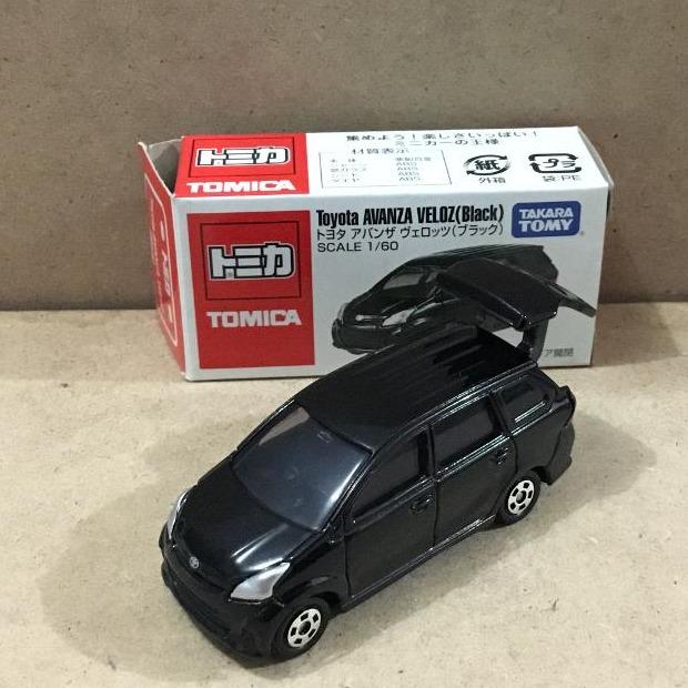 Tomica Toyota Avanza Veloz Hitam