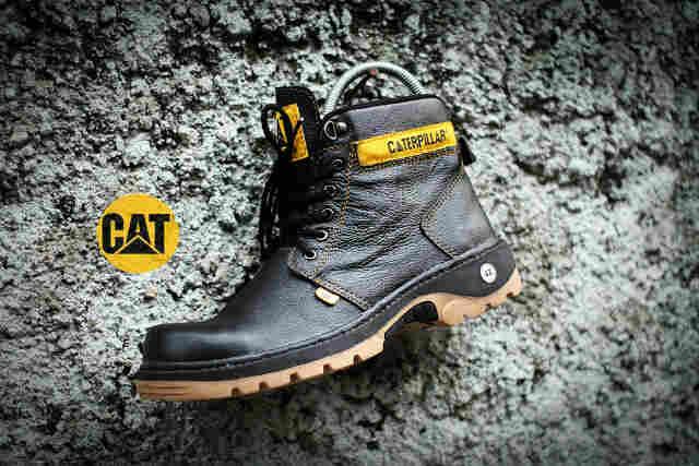 Grosir Caterpillar Boots Iron Safety Premium Leather Black (39 - 43) - Hitam, 39 Paling Laku