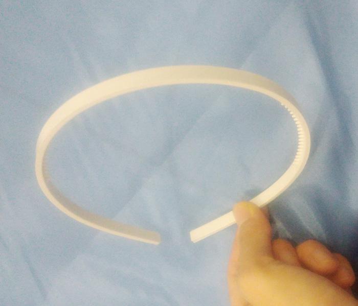 Bando Plastik Putih Polos Rata Gerigi Lebar 0.7 cm