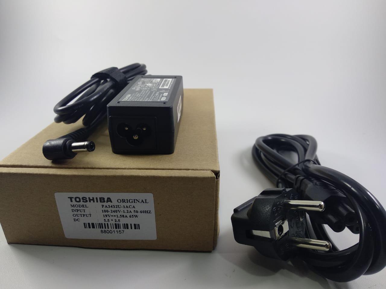 TOSHIBA Original Adaptor Charger Notebook Laptop 19 V 1.58A (5.5*2.5) PA3032U PA3097U PA3165U PA3743 PA3923 Mini NB100 NB105 NB200 NB205 NB250 NB255 NB300 NB500 NB505 NB520 NB550 INCLUDE Kabel Power