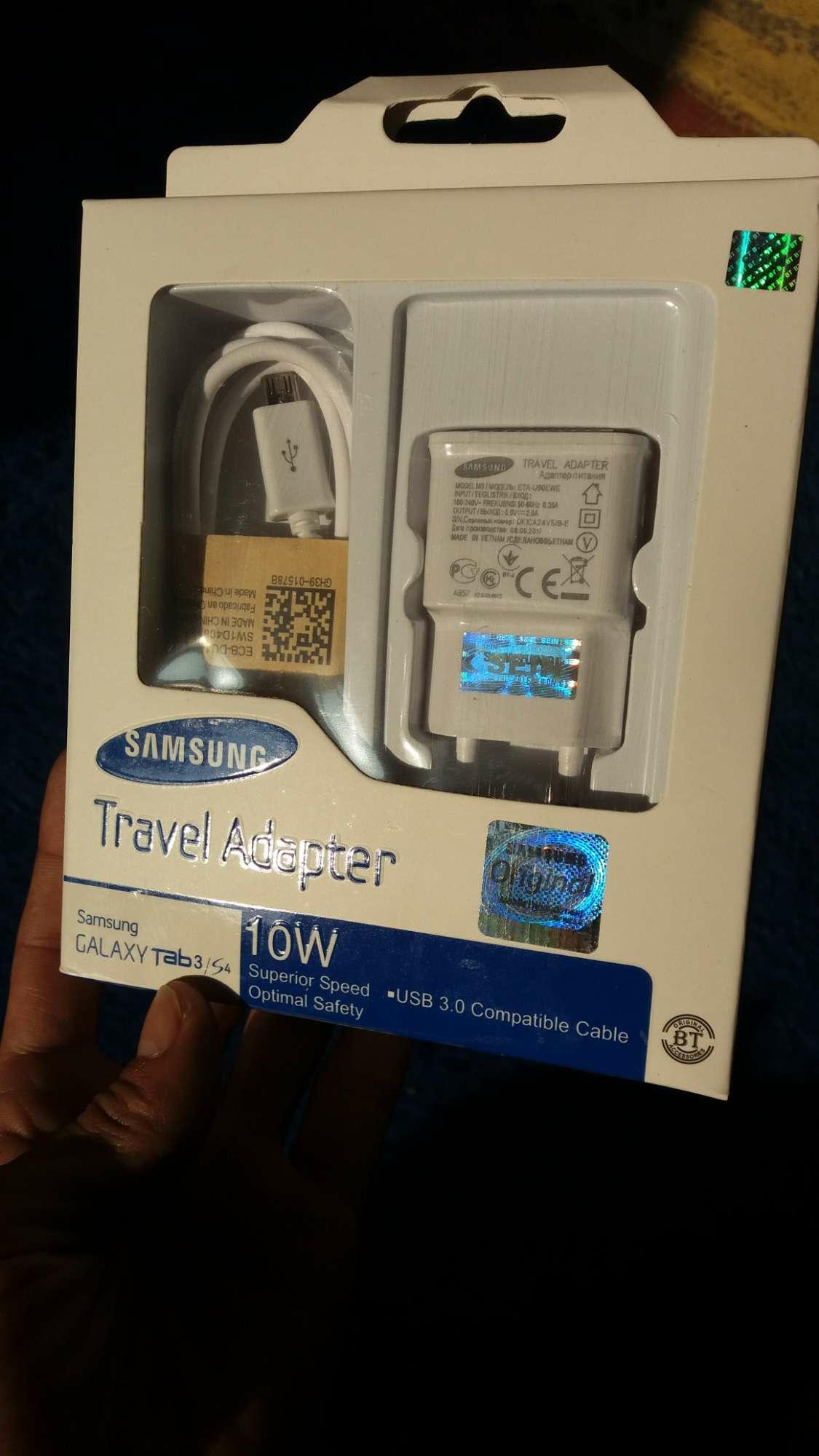 Charger samsung 2a ori kualitas bagus tidak menyesal dijamin kwalitasnya ok cas / casan / carger / cesan bisa untuk hp asus xiaomi lenovo oppo dll 2amper 2 amper 10 whatt