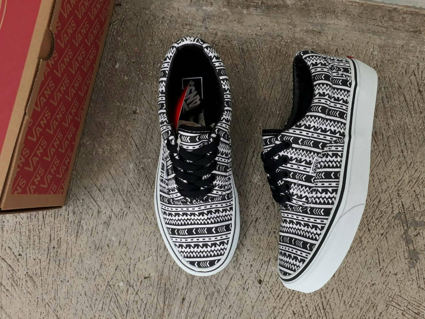 sepatu wanita vans era (AZTEC) black/white premium BNIB waffle DT made in china