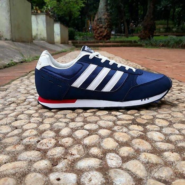 Murah - Adidas Neo City Racer / sepatu cowo / kado cowo