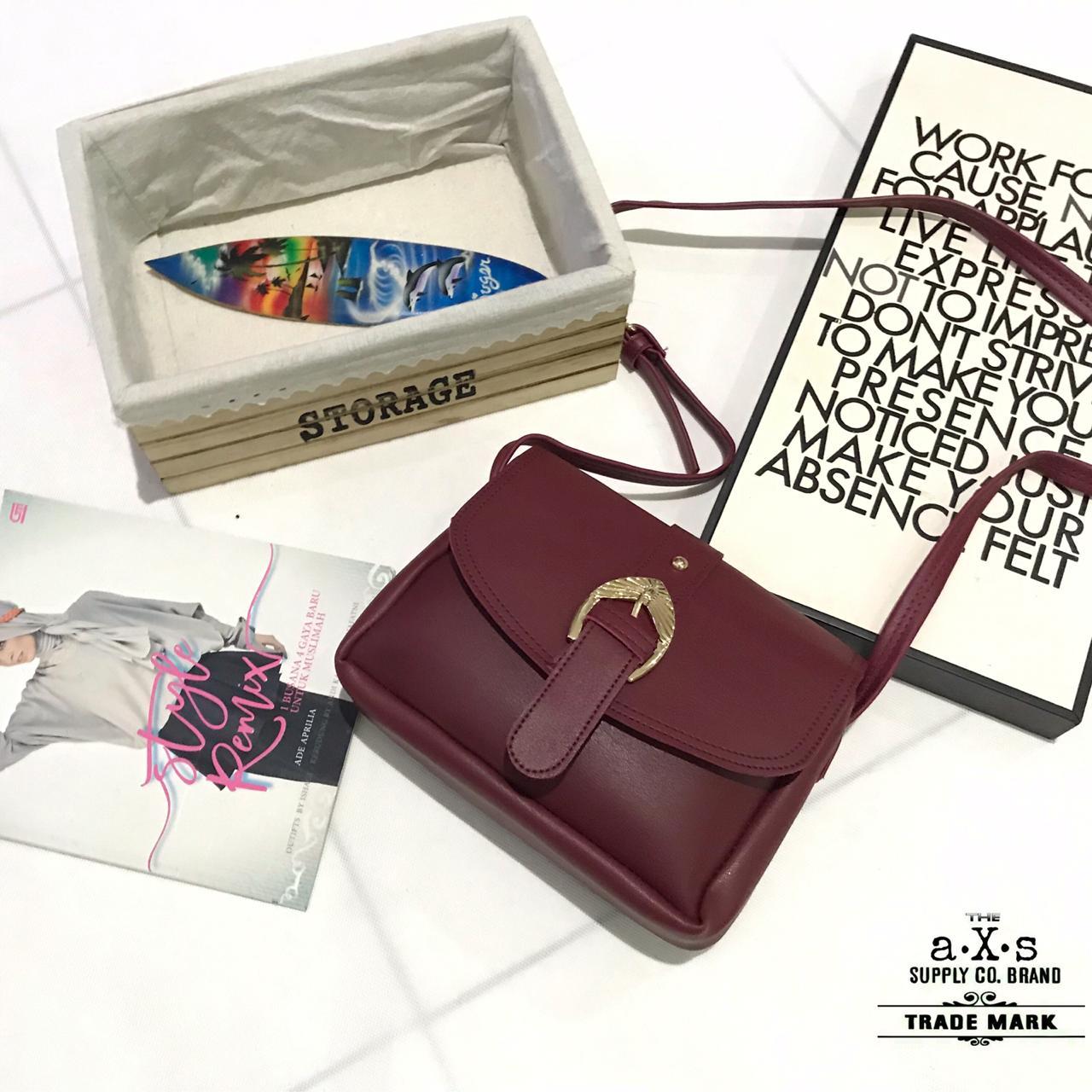 AGODIAK_ID SLINGBAGS MINISO