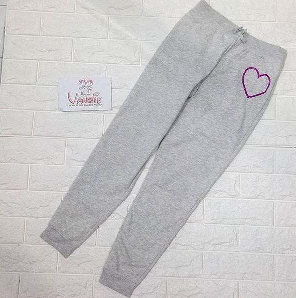baju bawahan celana joger kaos anak branded bahan kaos tebal hangat untuk anak motif love with blinkblink