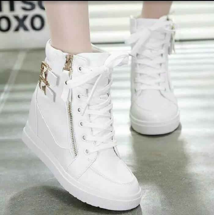 Darlina - Boots Sneacker Buckle