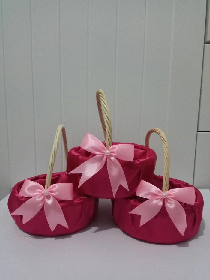 Souvenir keranjang parcel hantaran