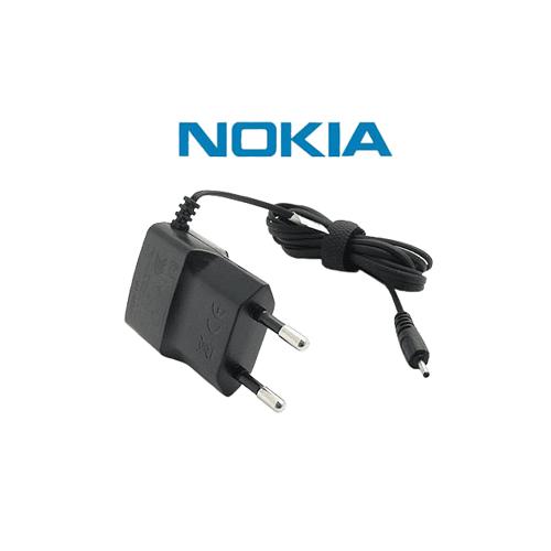 Nokia Charger Carjer TC Nokia N95 Colokan Kecil Batok Kecil utk tipe E61 / E62 / 770 / N70 / N71 / N72 / N73 / N75 / N80 / N90 / N91 / N92 / N93 / N95/ 3155i / 3250 / 6070 / 6101 / 6102 / 6102i / 6103 / 6111 / 6125 / 6126 / 6131 / 6136 / 6155i