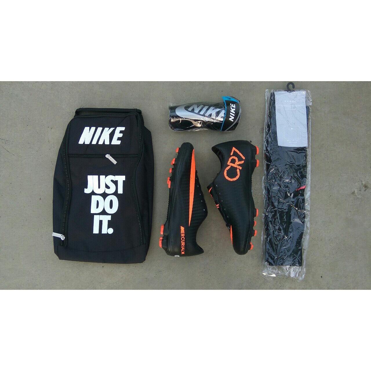 SEPATU BOLA KOMPLIT MURAH BERKUALITAS