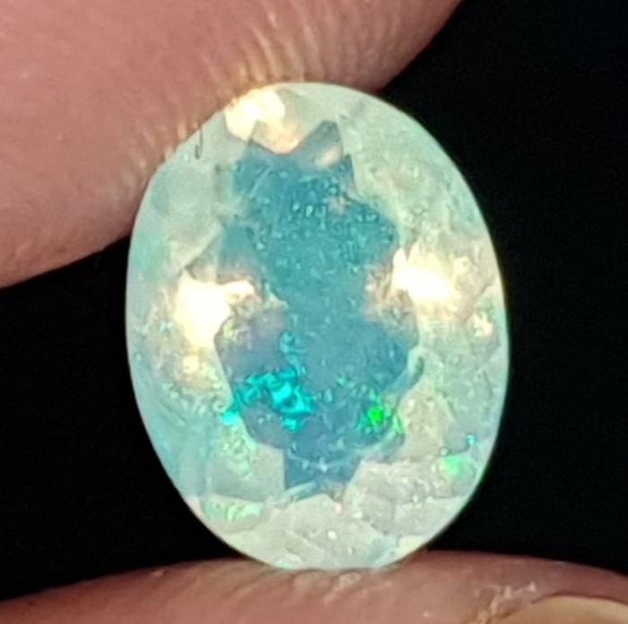 Promo Big Sale Perhiasan Aksesoris Natural 0.87Ct Opal Kalimaya Afrika Cutting Top Jarong