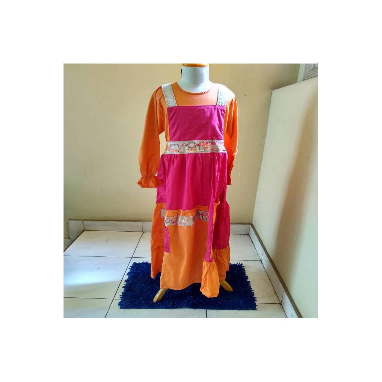 Gamis syari anak size 8 merk dannis