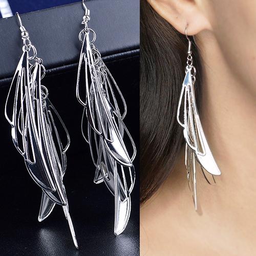 Anting Hollow Wings In The Long Earrings OKT349