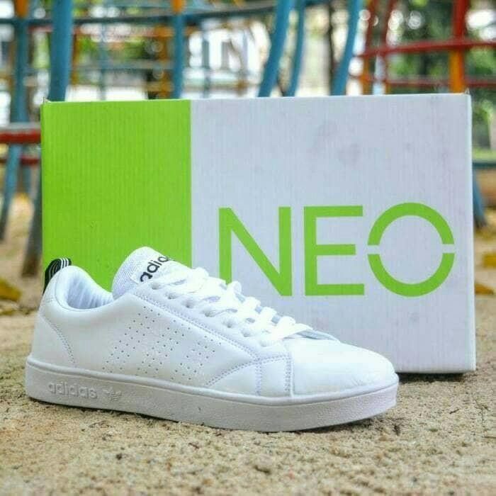 Promo Sepatu Sneaker Adidas Neo Advantage Full Putih White Women Wanita Cewe Gratis Ongkir