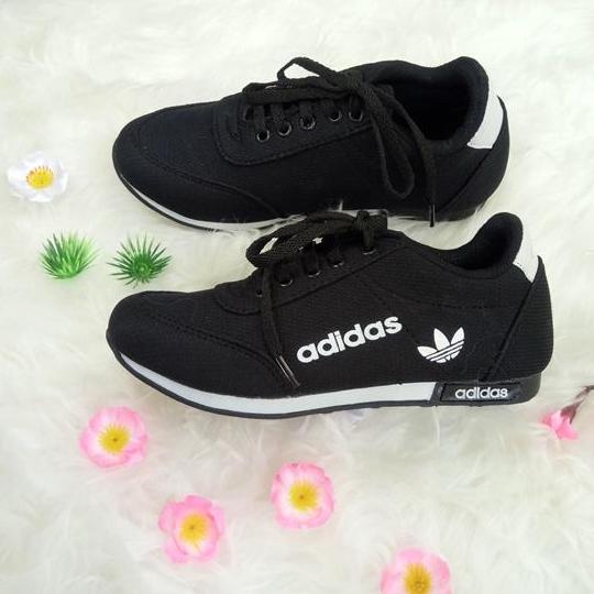 Sepatu Kets Wanita Jalan Santai/Jogging/Running ADS Hitam