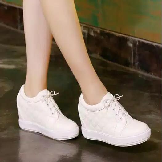 BISA BAYAR DI TEMPAT#Sepatu wedges boots baru promo