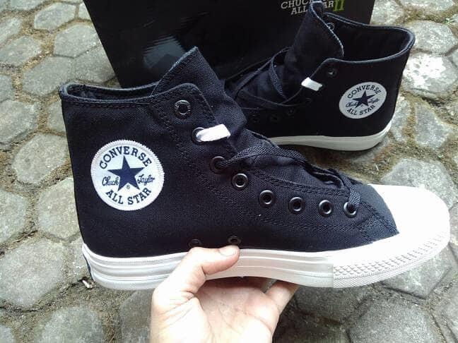 Sepatu Converse Chuck Taylor 2 Black White Lunarlon Premium Ori BNIB