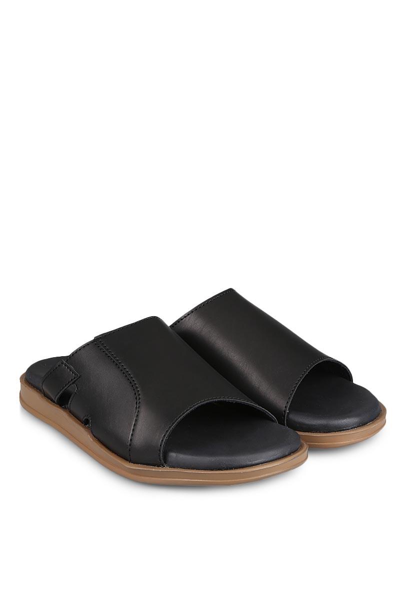 Yongki Komaladi Flip Flop & Sandal Fashion Pria Abqari Black