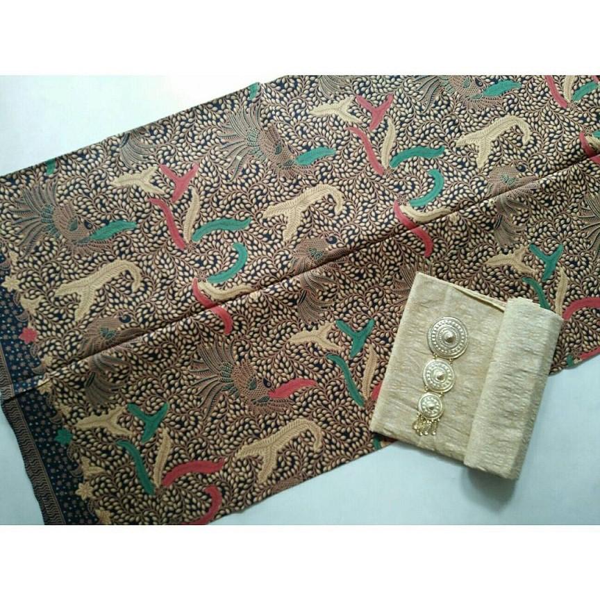 Kain Batik Solo Sogan Motif Kupu-Kupu Madu