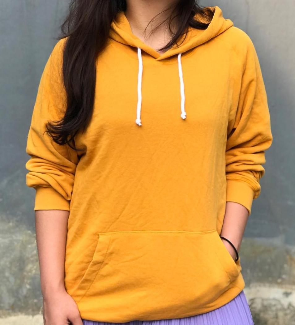 Komara Distro - Jaket Pria / Sweater Pria / Hoodie Polos / Sweater terbaru / Sweater murah / Sweater distro bandung / Sweater kekinian / Sweater terlaris / Sweater cewe / Sweater cowo / Kuning