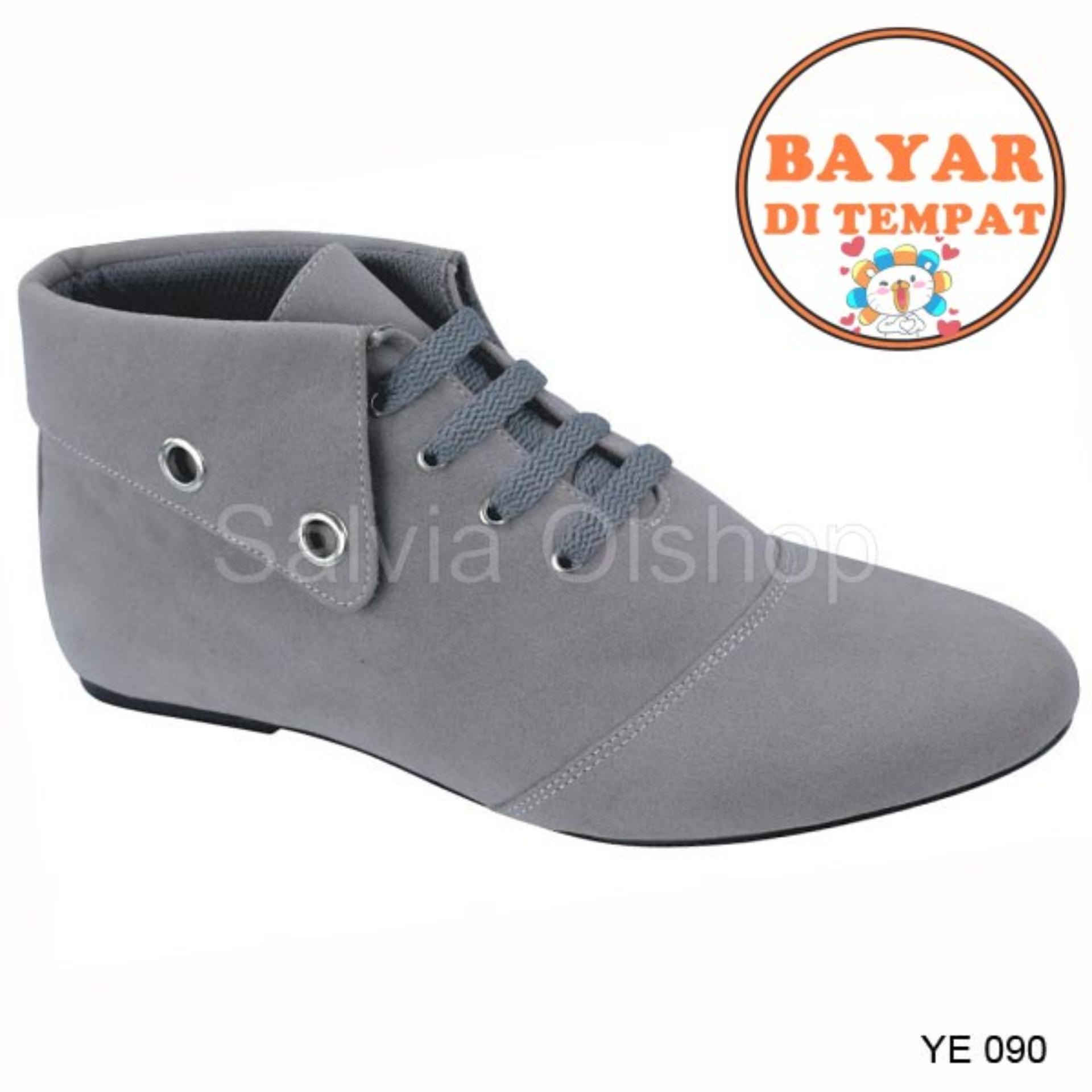 Catenzo Jual Sepatu Boots Casual Wanita Ye 090 Bahan Synthetic Warna Catenzo Sepatu Boots Wanita Keren Dan Trendy YE 090 Abu