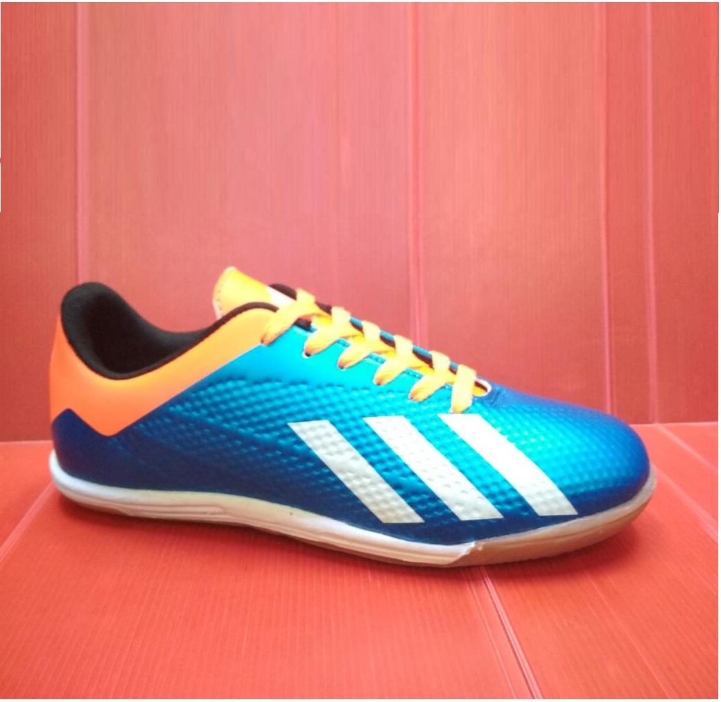 Jakarta Sneakers - Sepatu Futsal High Quality Sol Kuat & Tahan Lama (Bisa Bayar Di Tempat)