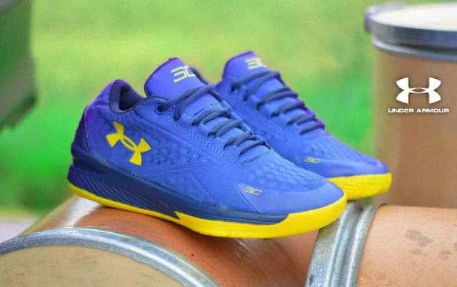 Promo SEPATU OLAHRAGA BASKET RUNNING UNDER ARMOUR STEPH CURRY SC BIRU KUNING Diskon