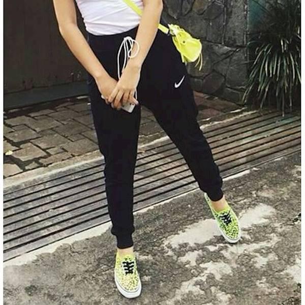Celana Panjang Training Female / Jogger Training / Sweetpants Nike - Hzpfrw