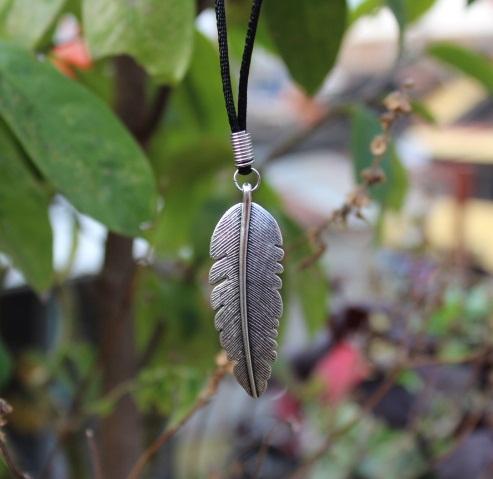 Kalung Tali Bandul Bulu KTB-202