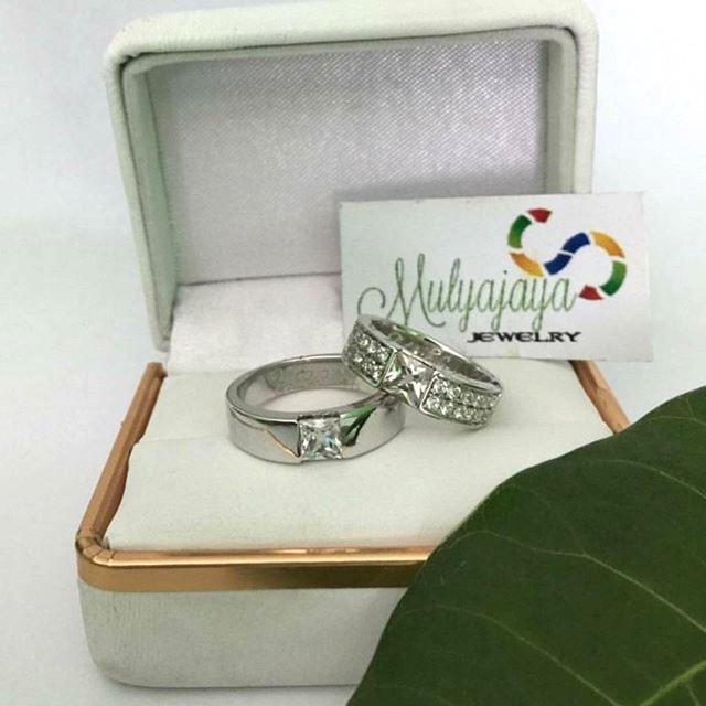Cincin Kawin Tunangan Nikah Couple Perak - Emas - Palladium Dan Platinum Custom