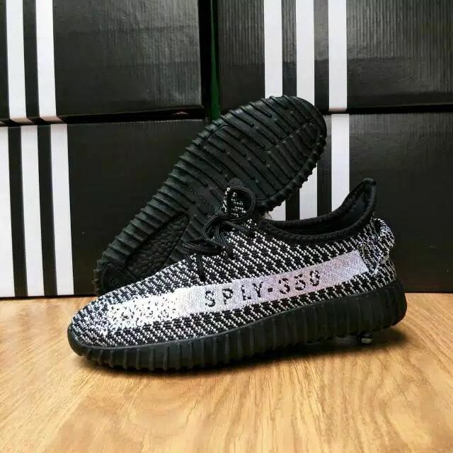 Sepatu YZ b350 Sneakers Pria Import Vietnam - Sepatu Import - Sepatu Sneakers Pria - Sepatu Sneakers Pria Import - Sepatu Casual - Sepatu Sneakers Pria